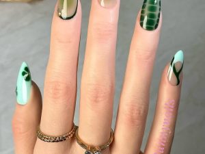 Emerald Bloom Marble Set