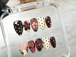 Mocha Dot Blossom Set